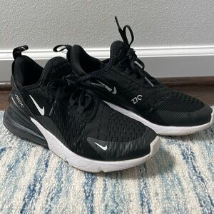 Nike Airmax 270s, Big Kids size 5.5